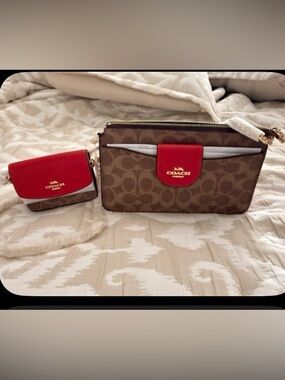 Poppy Crossbody Bag In Signature Canvas